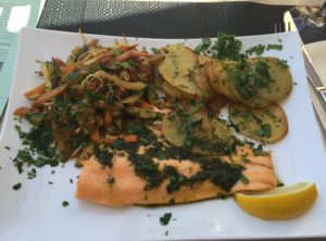 la_turbie-fish_lunch